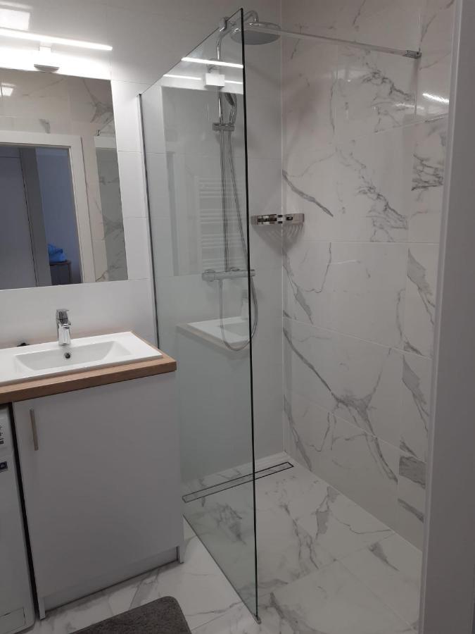 Apartament Na Wyspie Solnej Kolobřeh Exteriér fotografie